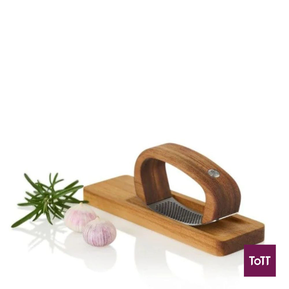 AdHoc Roccaalio Wooden Garlic Press With Stainless Blade Chopping Board L14xW4xH7.5cm