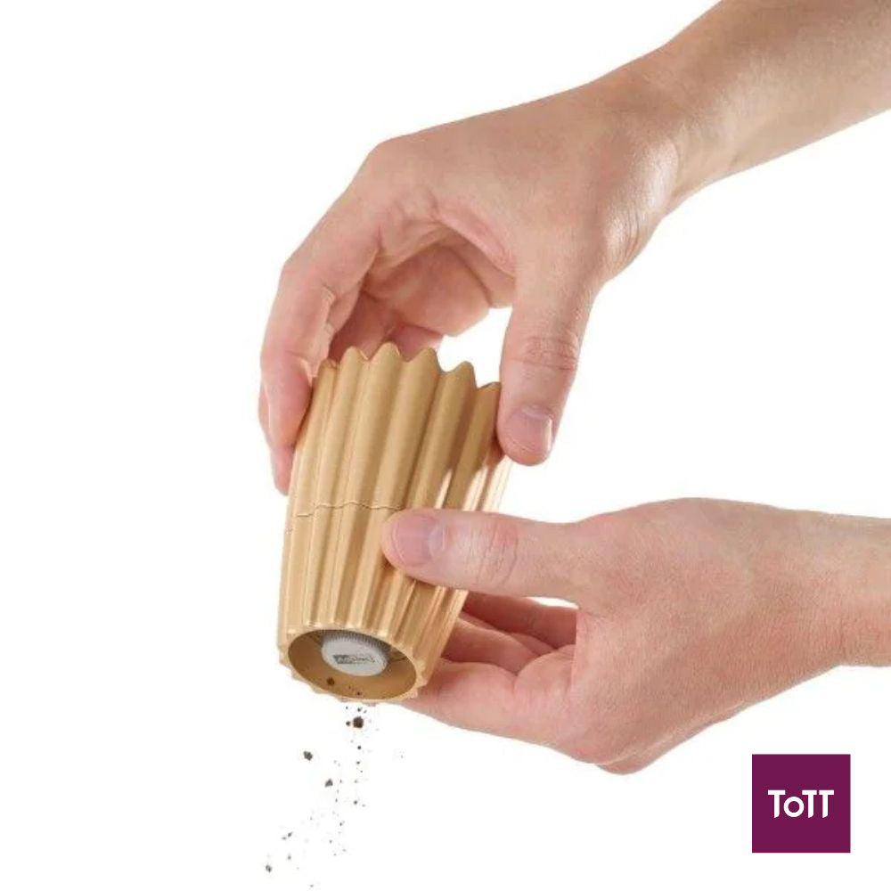 AdHoc Magtwo Ceracut Magnetic Salt and Pepper Mill Ø6.6xH19.5cm, Gold