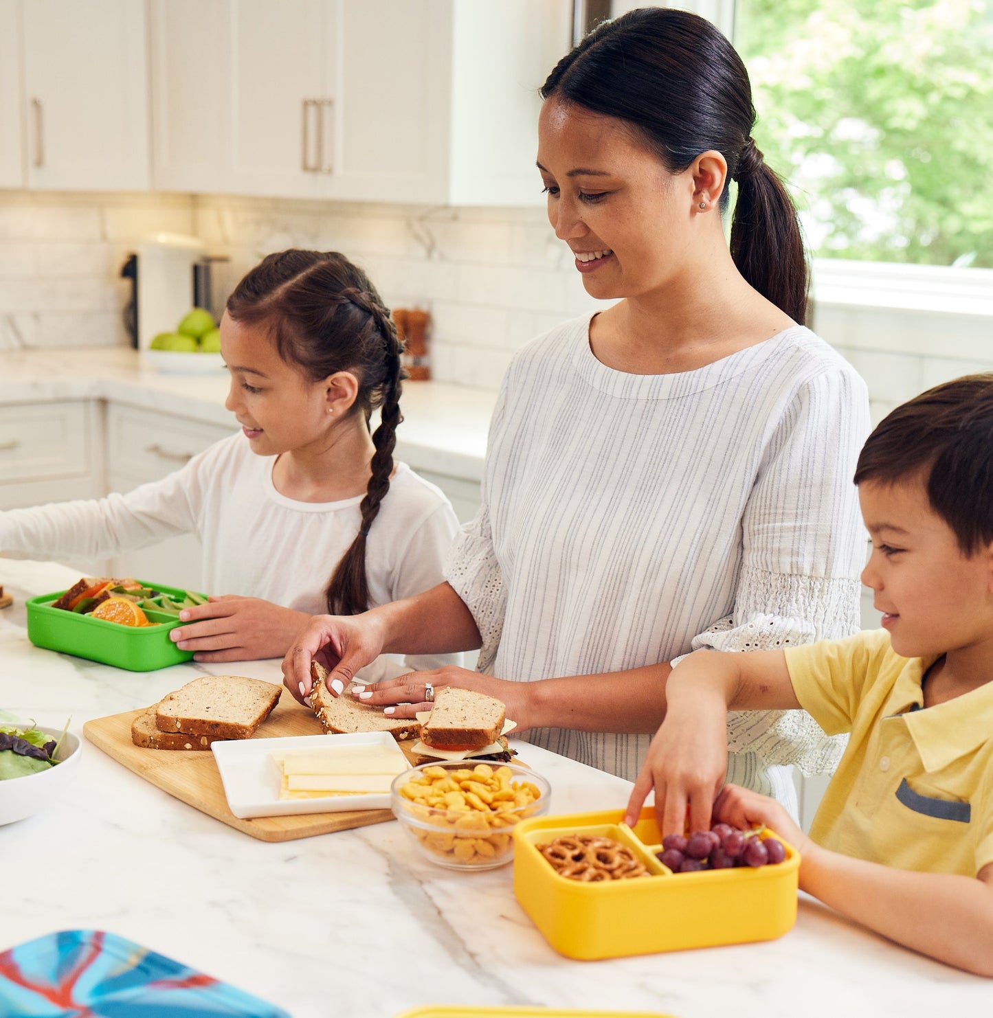 medium build-a-bento